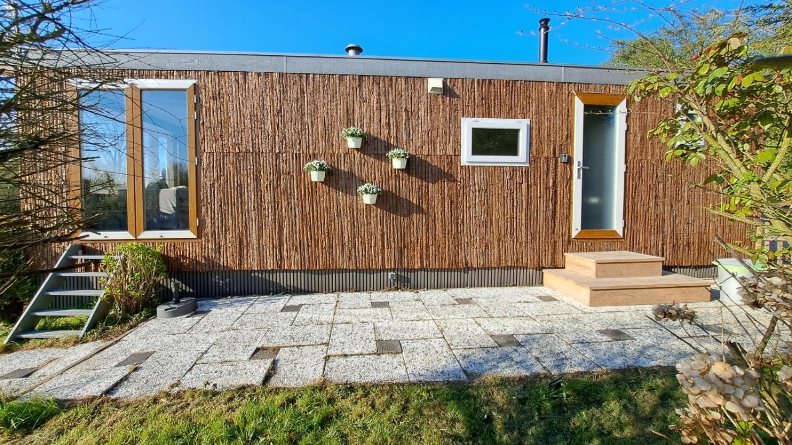 Het Witte Chalet Aan Het Water Van Monumentaal Fort Ooltgensplaat Eksteriør billede